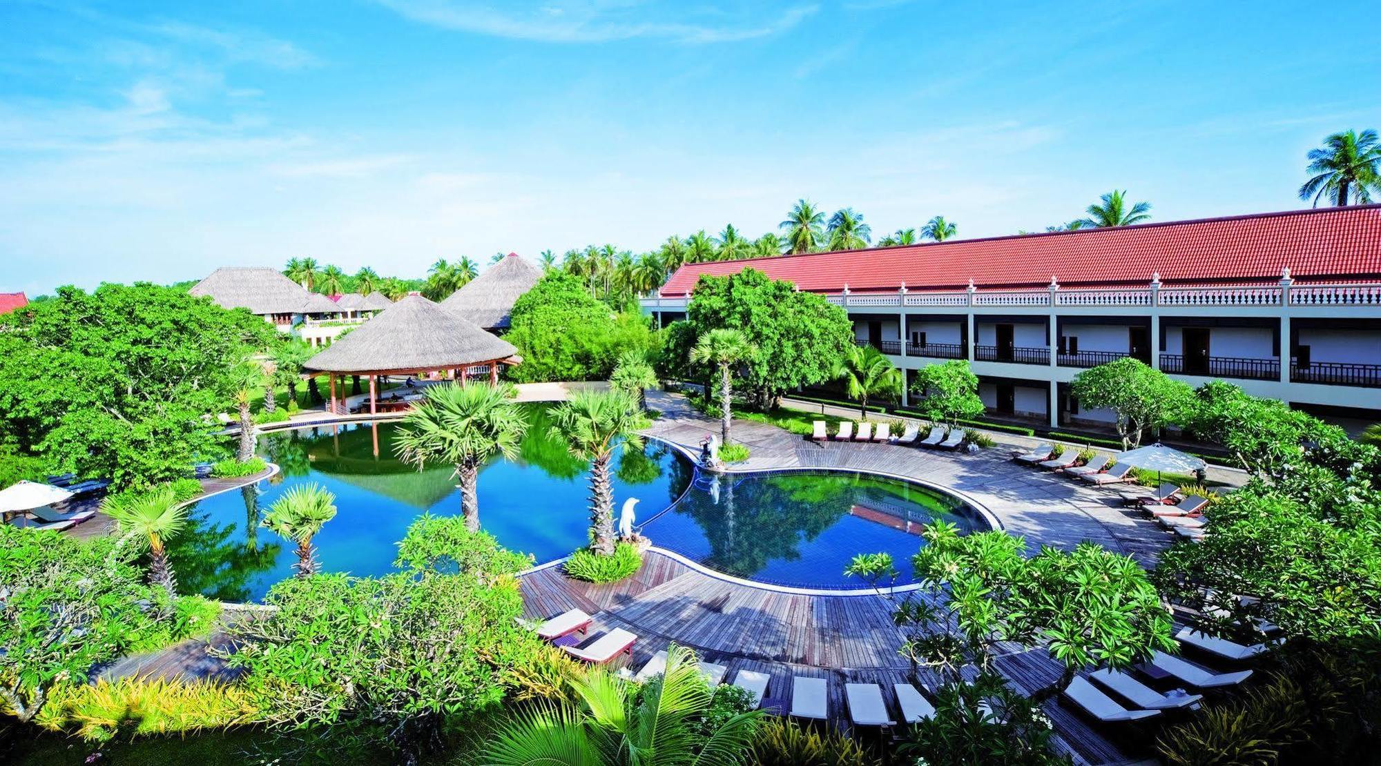 Sokha Beach Resort Sihanoukville Exterior photo